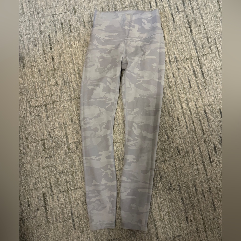 Lululemon Wunder Under Legging 25”